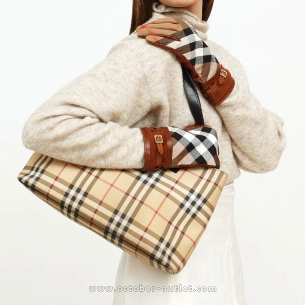 Burberry bag - Image 2