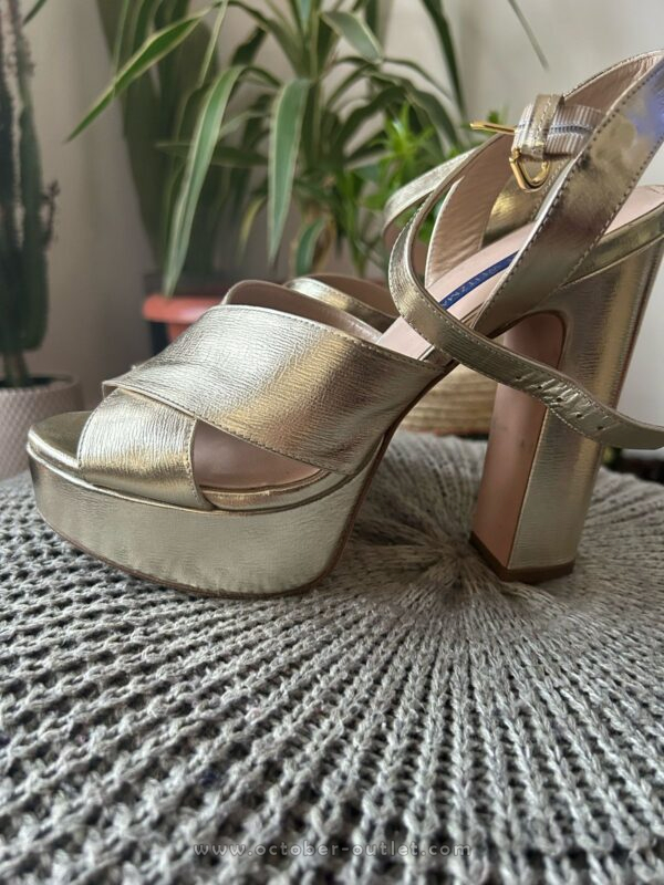 Stuart Weitzman shoes - Image 10