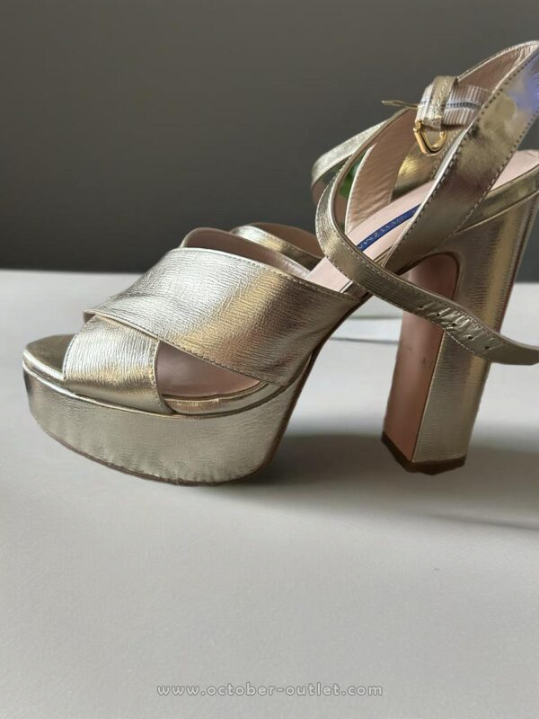 Stuart Weitzman shoes